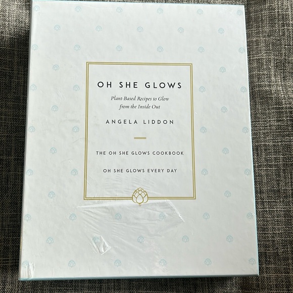 Oh She Glows Other - OH SHE GLOWS - Angela Liddon - brand new cook books